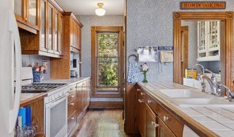314 Washington St, Algonquin, IL 60102