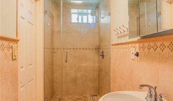 7122 De Longpre /7124, Los Angeles, CA 90046