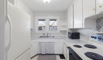 418 Woodworth Ave, Alma, MI 48801