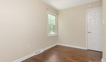 2240 Lawton Bluff Rd, Charlotte, NC 28226