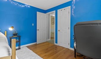 15 S Ridge Dr, Standish, ME 04084