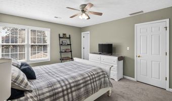 866 Westgate Dr, Anderson, IN 46012