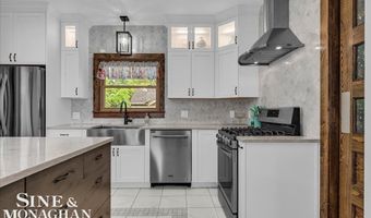 1749 St Clair Riv, Algonac, MI 48001