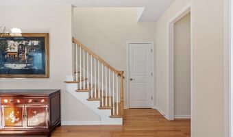 35 Greenside Ln 35, Acton, MA 01720