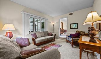 1724 Chatham Ave, Arden Hills, MN 55112