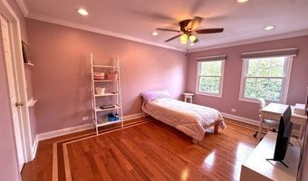 1860 Dorchester Ave, Algonquin, IL 60102