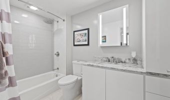 987 Queen St 2514, Honolulu, HI 96814