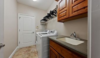 6989 141st St, Basehor, KS 66007