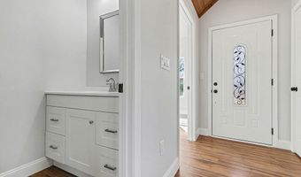 5 McGee St, Belton, SC 29627