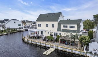 221 Magnolia Dr, Bayville, NJ 08721