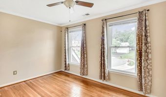 21102 RAINTREE Ct, Ashburn, VA 20147