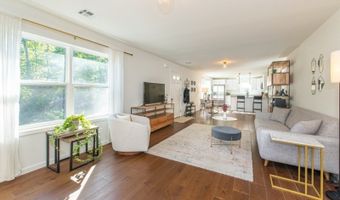 72 Lakeside Dr NW, Alloway, NJ 07461