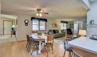 307 3rd St, Armstrong, IA 50514