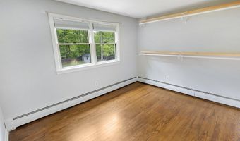 49 Kelseytown Rd, Clinton, CT 06413