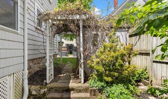 9 Elm Ct, Andover, MA 01810