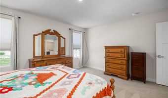 160 Eagle Cir, Amherst, OH 44001