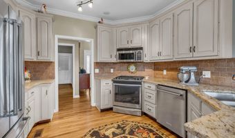 3647 Bentwood Cove Dr, Apison, TN 37302