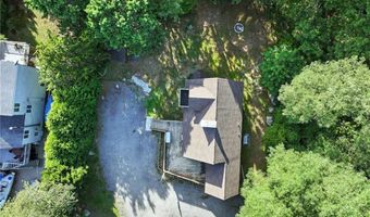 130 S Niantic Dr, Charlestown, RI 02813