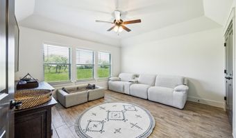 1308 Green Ridge Rd, Weatherford, TX 76085