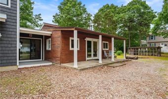 40 Alder Rd, Charlestown, RI 02813