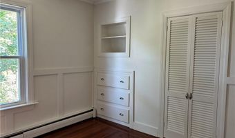 5 Ellwood Pl, Newport, RI 02840
