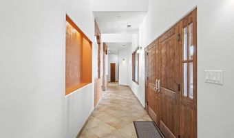 325 Braught Ln, Bosque Farms, NM 87068