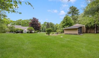 160 School Land Woods Rd, Exeter, RI 02822