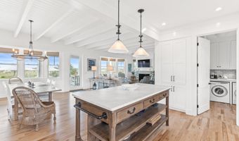 978 S Bald Head Wynd, Bald Head Island, NC 28461