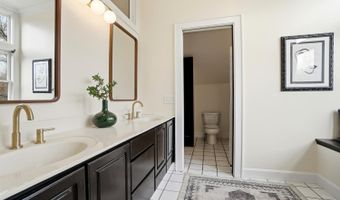 6610 Hudson Pkwy, Amberley, OH 45213
