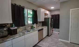 2828 Residence St, Alton, IL 62002