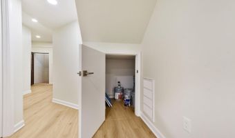 9912 CONESTOGA Way, Potomac, MD 20854