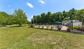 915 Cimarron Oval, Aurora, OH 44202