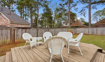 106 Red Oak Trl, Brandon, MS 39047