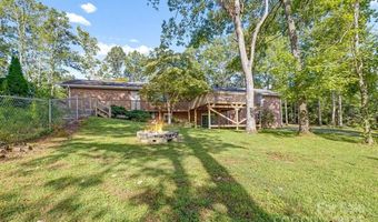 1 Glen Cove Rd, Arden, NC 28704