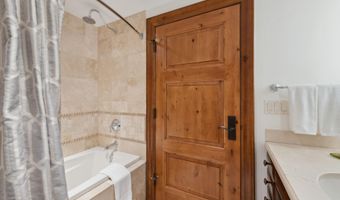 100 E Thomas Pl 5053, Week 50, Beaver Creek, CO 81620