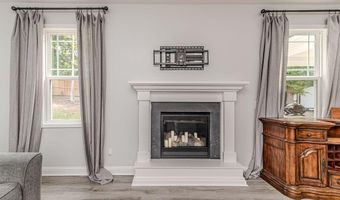 216 Vanderbuilt Ct, Aberdeen, NC 28315