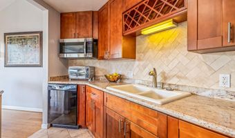 50 Waiohuli St H, Kihei, HI 96753