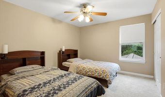 20 Greystoke Ct, Ballwin, MO 63021