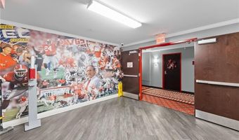 250 W Broad St 205, Athens, GA 30601