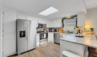 63 Sycamore Ln, Brandon, MS 39042