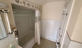 1107 Michigan Ave, Alma, MI 48801