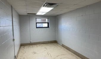 2801 DUNIVEN Cir, Amarillo, TX 79109