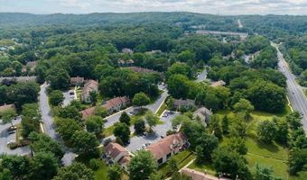 258 Grassmere Ct, Aberdeen, NJ 07747