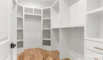 809 Crater St, Charlotte, NC 28205