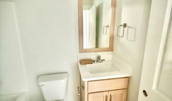 5405 Park Lawn Dr #111, Chubbuck, ID 83202