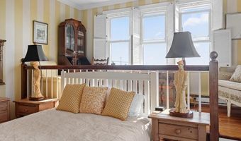 20 Lincoln St, Jamestown, RI 02835