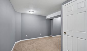 354 NW Georgetown Blvd, Ankeny, IA 50023