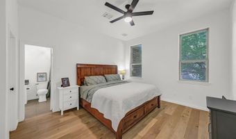 381 Creek Bend Dr, Aledo, TX 76008