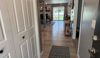 1815 Craig Rd, Aurora, NE 68818