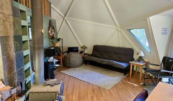 5560 E Hyatt Lake Rd Cabin 2A, Ashland, OR 97520
